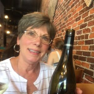 Meet your Posher, Paula